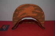 Load image into Gallery viewer, Fitted Hawaii New Era Mua Orange Camo Snapback 9Fifty