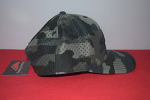 Load image into Gallery viewer, Melin Islands Collection Hydro Compass Snapback