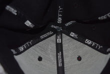 Load image into Gallery viewer, One Piece X New Era Blackbeard Pirates Fitted 59Fifty