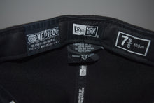 Load image into Gallery viewer, One Piece X New Era Blackbeard Pirates Fitted 59Fifty