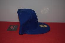 Load image into Gallery viewer, Fitted Hawaii X New Era Kam Blue Fitted 59Fifty