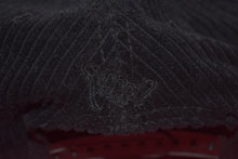 Load image into Gallery viewer, Fitted Hawaii Script Rope Snapback 9Fifty