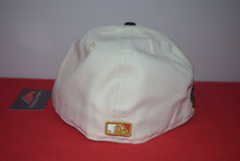 Load image into Gallery viewer, MLB New Era Cleveland Indians The Golden Wahoo Fitted 59Fifty