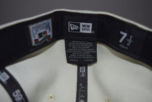 Load image into Gallery viewer, MLB New Era Cleveland Indians The Golden Wahoo Fitted 59Fifty