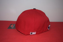 Load image into Gallery viewer, MLB New Era Cleveland Indians Chief Wahoo Feather Fitted 59Fifty