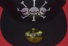 Load image into Gallery viewer, One Piece X New Era Blackbeard Pirates Fitted 59Fifty