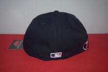 Load image into Gallery viewer, MLB New Era Cleveland Indians Chief Wahoo Feather Fitted 59Fifty