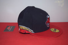 Load image into Gallery viewer, MLB New Era Cleveland Indians Chief Wahoo Feather Fitted 59Fifty