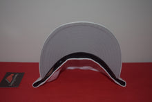 Load image into Gallery viewer, New Era Spike Lee 40 Acres and a Mule Fitted 59Fifty