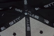 Load image into Gallery viewer, Peanuts X New Era Love Peanuts Fitted 59Fifty