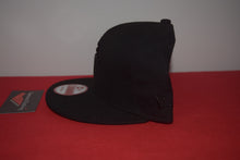 Load image into Gallery viewer, New Era Rolling Stones Snapback 9Fifty