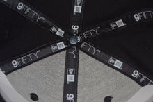 Load image into Gallery viewer, New Era Rolling Stones Snapback 9Fifty