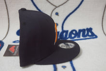 Load image into Gallery viewer, NPB New Era Hokkaido-Ham Fighters Vintage Logo Snapback 9Fifty