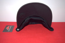 Load image into Gallery viewer, Melin MPH Collection Hydro Odyssey Black Snapback