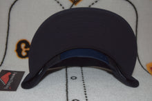 Load image into Gallery viewer, NPB New Era Yomiuru Tokyo Giants Navy Snapback 9Fifty