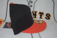 Load image into Gallery viewer, NPB New Era Yomiuri Giants Pre Curved Alt Fitted 59Fifty