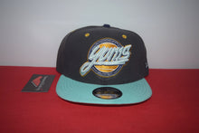 Load image into Gallery viewer, Yums X New Era Retro Script Snapback 9Fifty