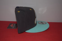 Load image into Gallery viewer, Yums X New Era Retro Script Snapback 9Fifty