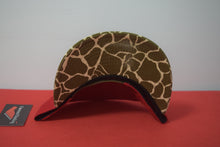 Load image into Gallery viewer, Yums X New Era Cracked Print Snapback 9Fifty