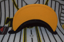 Load image into Gallery viewer, NPB New Era Hanshin Tigers Script Fitted 59Fifty