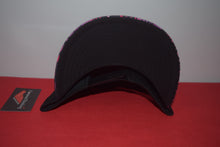 Load image into Gallery viewer, YUMS X New Era Script Snapback 9Fifty