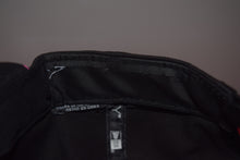 Load image into Gallery viewer, YUMS X New Era Script Snapback 9Fifty