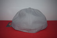 Load image into Gallery viewer, Disney X New Era Mickey Mouse Pixel Fitted 59Fifty