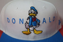 Load image into Gallery viewer, Disney X New Era Donald Duck Snapback 9Fifty