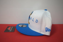 Load image into Gallery viewer, Disney X New Era Donald Duck Snapback 9Fifty