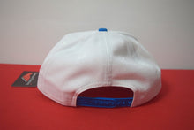 Load image into Gallery viewer, Disney X New Era Donald Duck Snapback 9Fifty