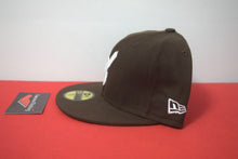 Load image into Gallery viewer, MLB New Era Cleveland Indans Chief Wahoo Brown Fitted 59Fifty