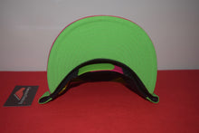 Load image into Gallery viewer, Yums X New Era Reflective Snpaback 9Fifty