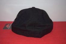 Load image into Gallery viewer, Oakley X New Era Black Fitted 59Fifty
