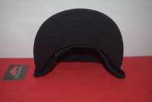 Load image into Gallery viewer, Oakley X New Era Black Fitted 59Fifty