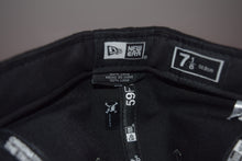 Load image into Gallery viewer, Oakley X New Era Black Fitted 59Fifty