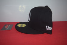 Load image into Gallery viewer, Mercedes Benz X New Era Car Fitted 59Fifty