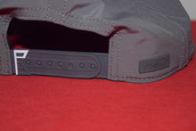 Load image into Gallery viewer, Melin Links Collection Hydro Compass Grey Snapback