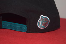 Load image into Gallery viewer, Yums X New Era Script Snapback 9Fifty