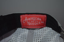 Load image into Gallery viewer, Bandon Dunes Grey Snapback Hat By American Needle