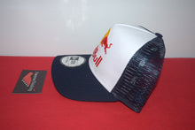 Load image into Gallery viewer, Red Bull X New Era Snapback 9Forty