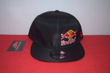 Load image into Gallery viewer, Red Bull X New Era Black Original Fit Snapback 9Fifty