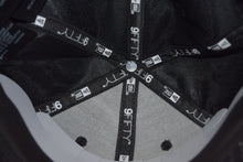 Load image into Gallery viewer, Red Bull X New Era Black Original Fit Snapback 9Fifty