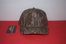 Load image into Gallery viewer, Melin Mossy Oak Collection Hydro Odysea Snapback