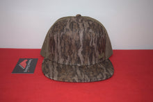Load image into Gallery viewer, Melin Mossy Oak Collection Hydro Trenches Snapback