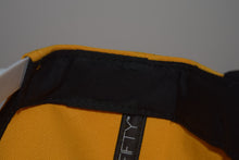 Load image into Gallery viewer, Fitted Hawaii X New Era Yellow Mua Snapback 9Fifty