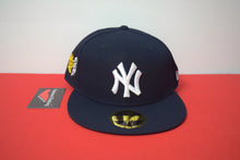 Load image into Gallery viewer, MLB New Era New York Yankees Wu Tang Patch Low Profile Fitted 59Fifty