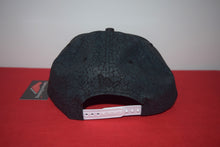 Load image into Gallery viewer, Fitted Hawaii X New Era Mua Grey Cement Snapback 9Fifty