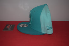 Load image into Gallery viewer, Yums X New Era Two Tone Teal Snapback 9Fifty