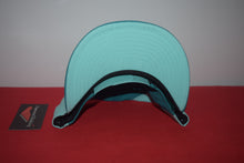 Load image into Gallery viewer, Yums X New Era Two Tone Teal Snapback 9Fifty