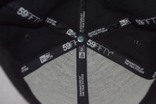 Load image into Gallery viewer, Marvel X New Era NBA San Antonio Spurs Wolverine Fitted 59Fifty
